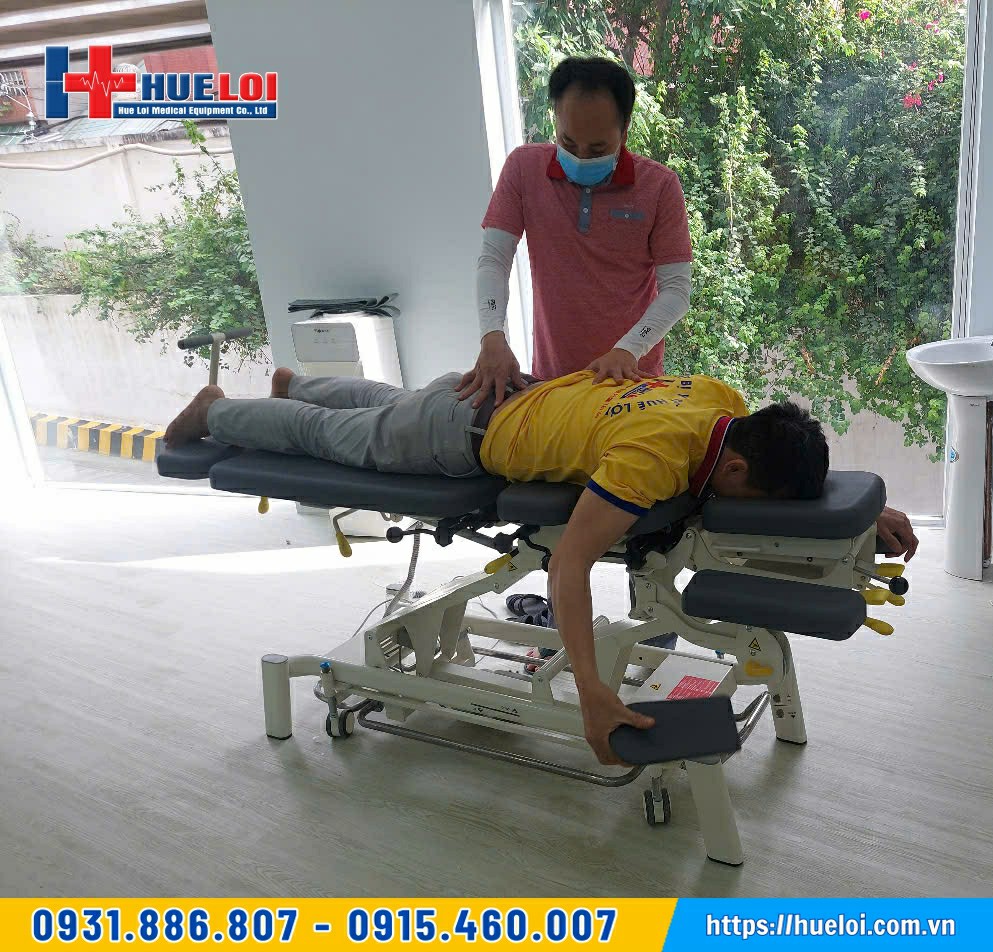 giường nắn chỉnh cột sống