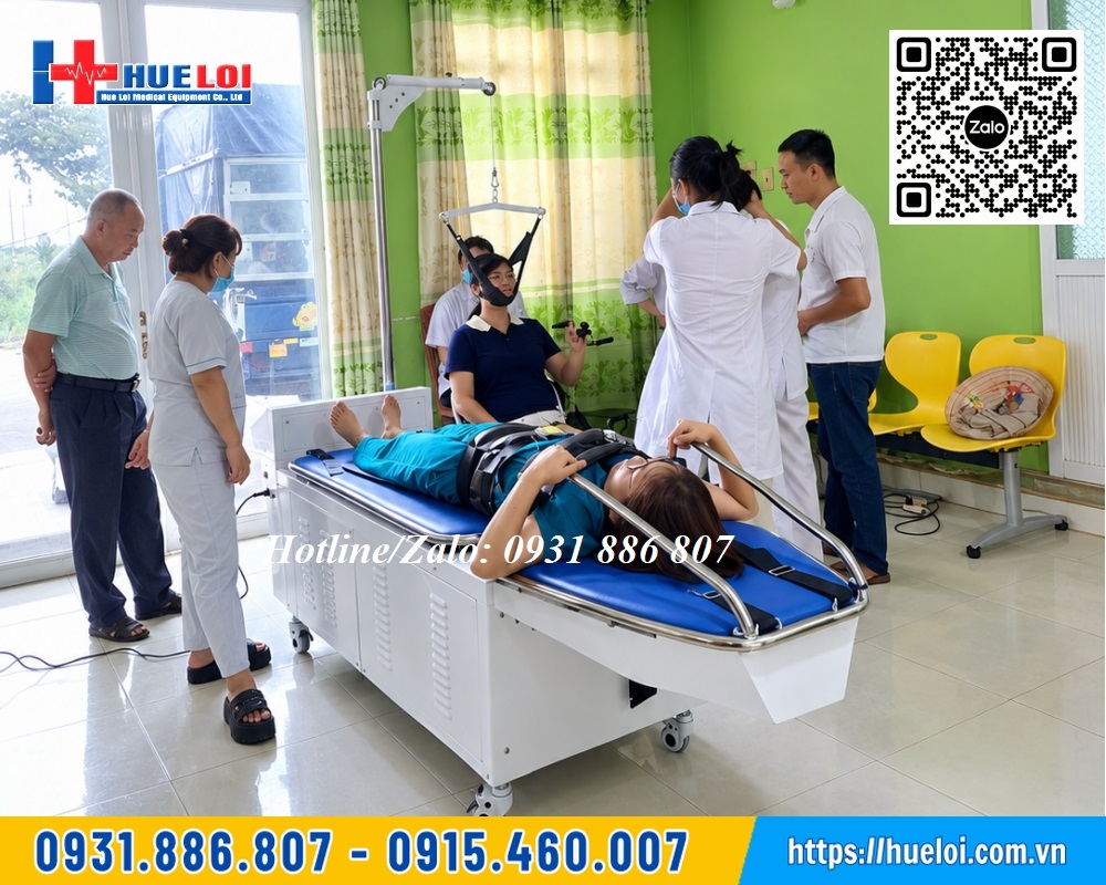 bàn giao giường kéo giãn cột sống lưng cổ yp 2009b