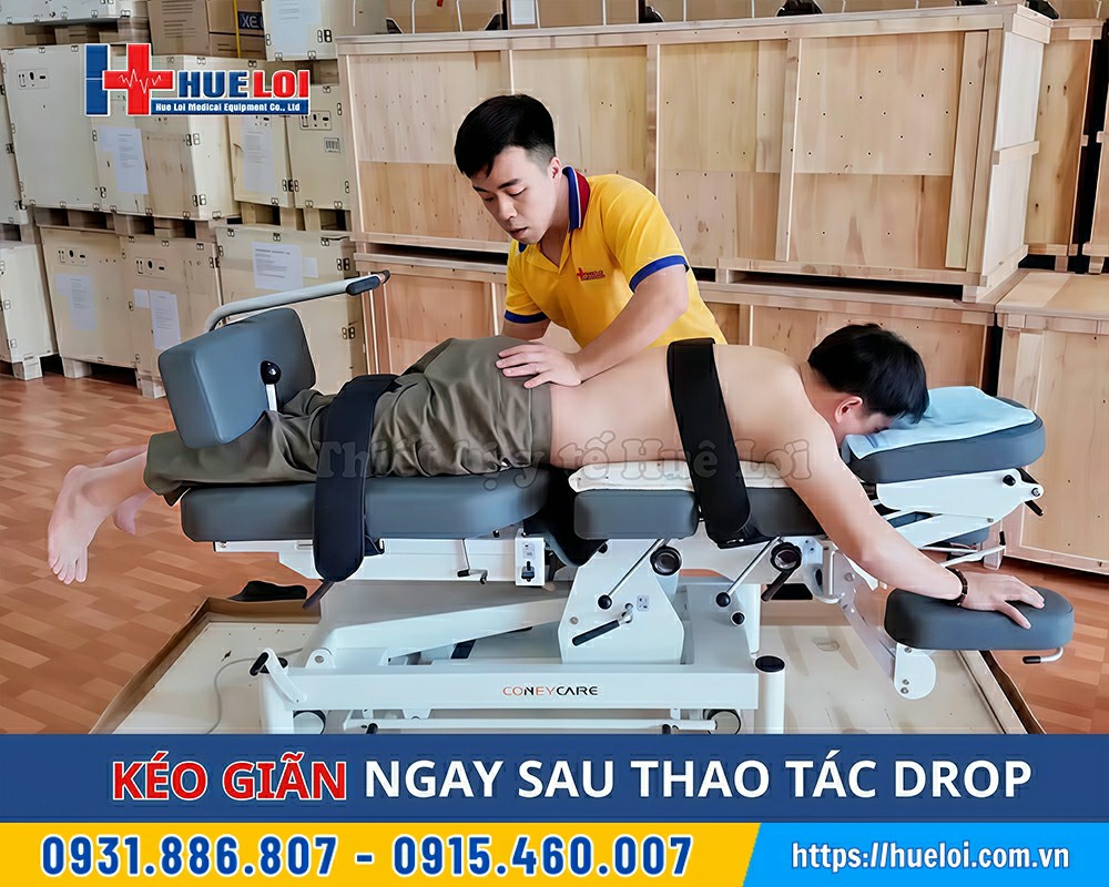 kéo giãn cột sống vùng lưng trên giường el07