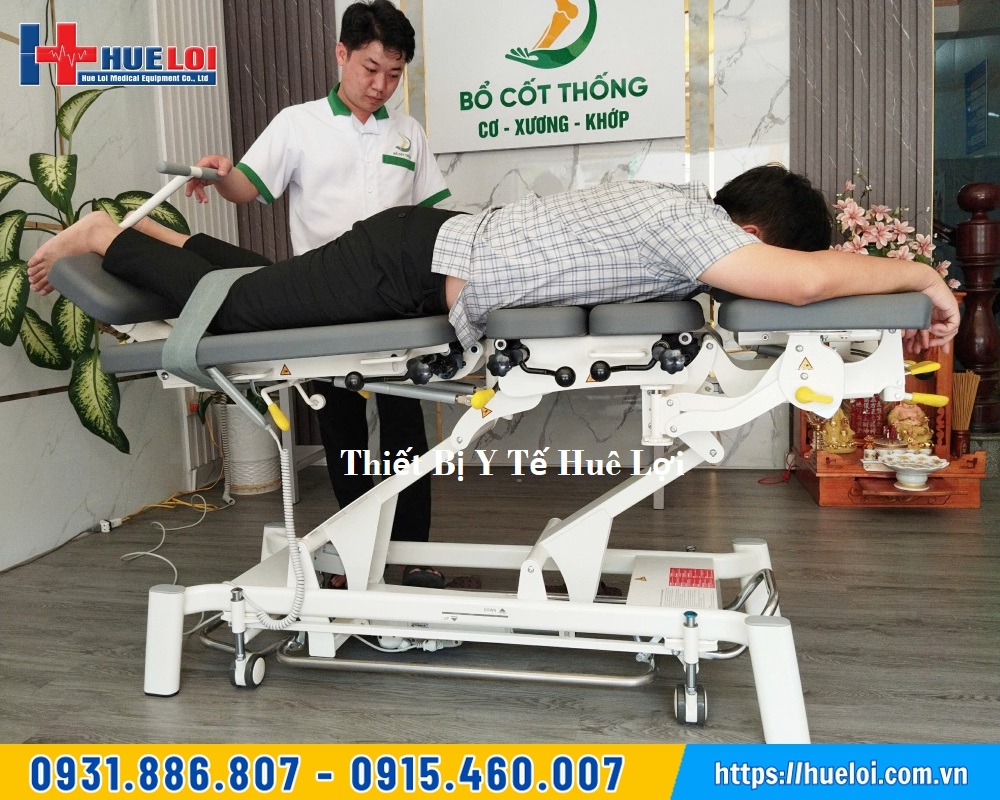 nắn chỉnh cột sống bị cong vẹo