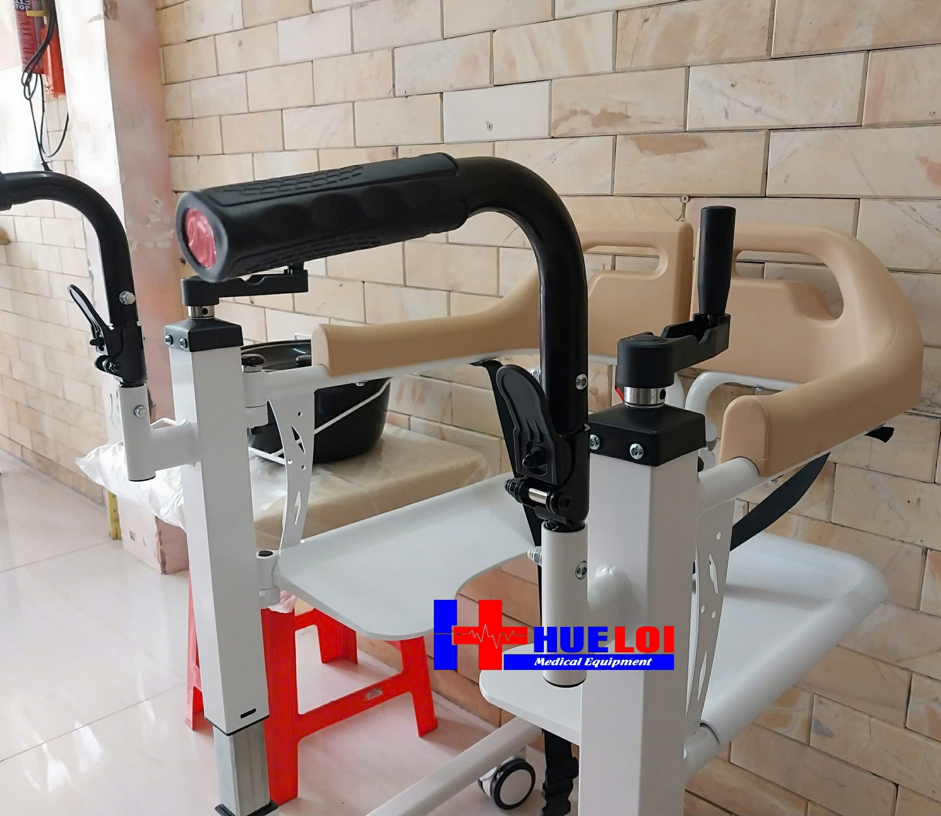 xe lăn ghép mảnh có tốt không